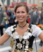 d190922-115542-500-100-wiesn_trachtenumzug