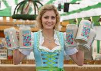 d190829-115512-800-100-vorstellung_des_offiziellen_wiesn-masskrugs