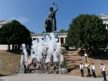 wiesn-boellerschiessen-231003-122857-0019